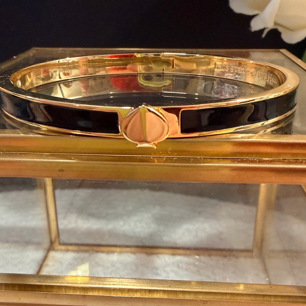 Kate Spade Gold Toned & Black Enamel Bangle Bracelet - NWT - Picture 4 of 11